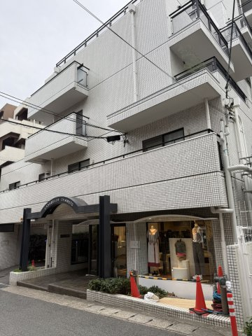 カサベラ岡本のその他