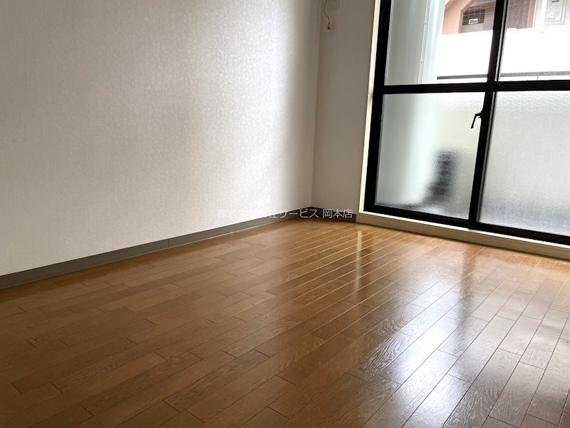 カサベラ岡本の洋室|きれいな洋室です