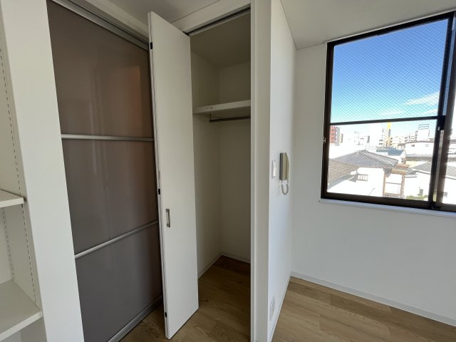 レジデンス33の収納|※実際のお部屋と内装が異なります。