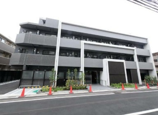 【外観】 | 鉄筋コンクリート造のがっちりとした建物。
