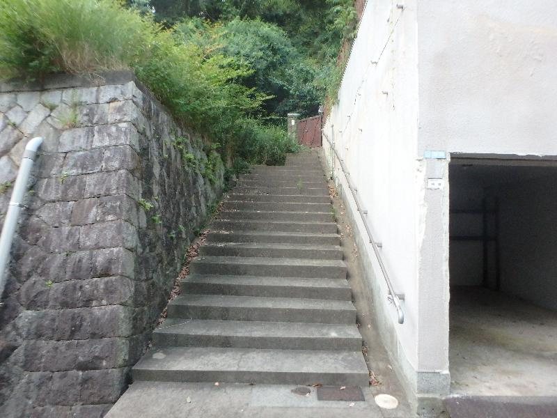 西宮市苦楽園四番町　土地のその他|擁壁・階段部分