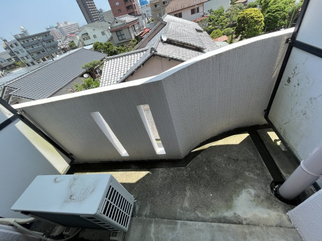 リバータウン原町のバルコニー