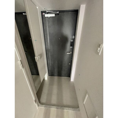 【玄関】 | エスリード阿波座プライムコート | 広い玄関です