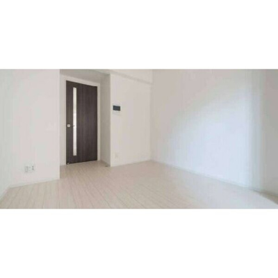 【内装】 | エスリード阿波座プライムコート | 白基調の内装です