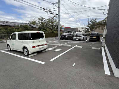 【駐車場】 | プレミアムガレージ吉野