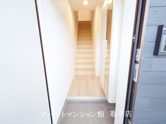 オアシスガーデンBの玄関