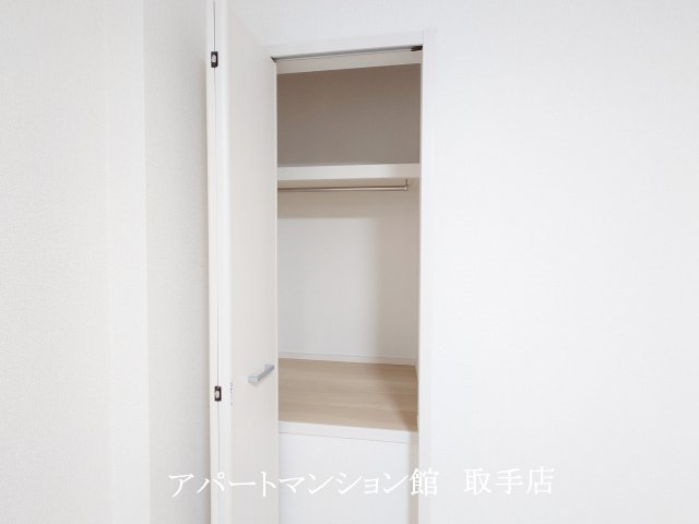 オアシスガーデンBの収納
