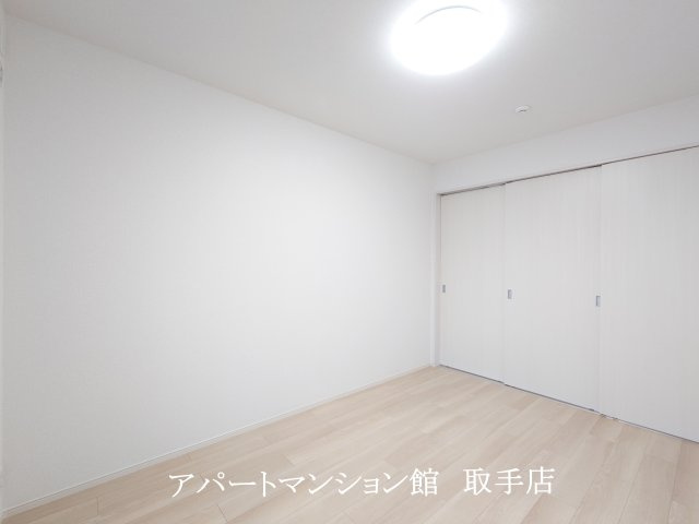 オアシスガーデンBの洋室
