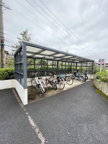 ヴェルドール芦屋の駐輪場