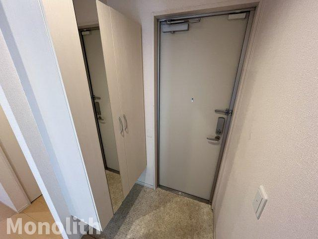 abcdマンション綾園の玄関