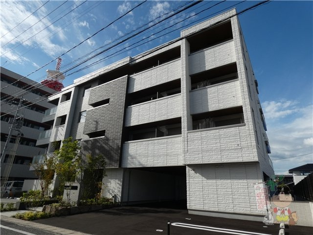 シャーメゾン上中野の外観