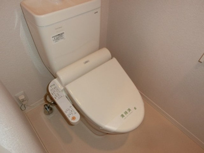 【トイレ】 | ロアーブル七番館