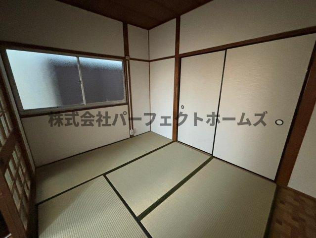 池田西町ハイツの寝室