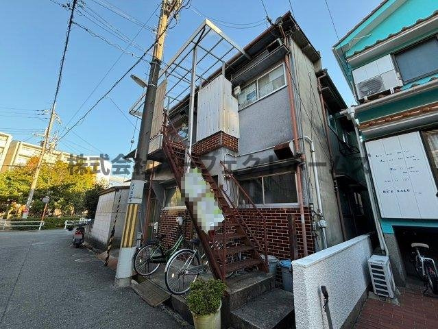 池田西町ハイツの外観