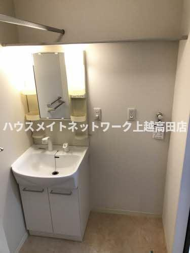エーデルハイムの独立洗面台|洗髪洗面化粧台