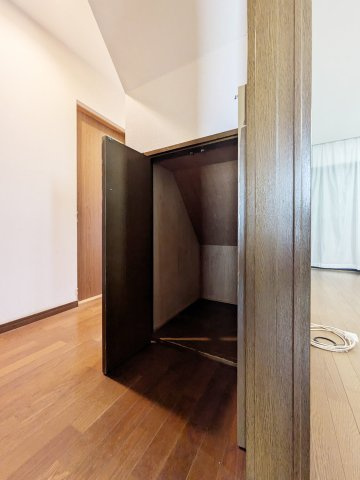 星和台2丁目戸建の収納