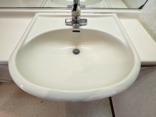 星和台2丁目戸建の独立洗面台