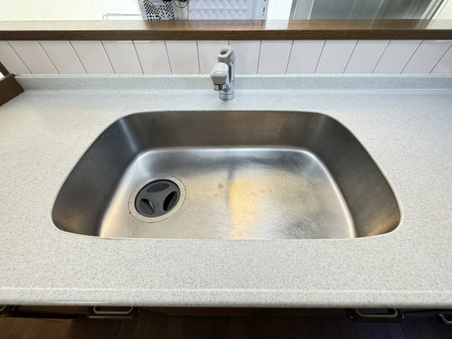 星和台2丁目戸建のキッチン