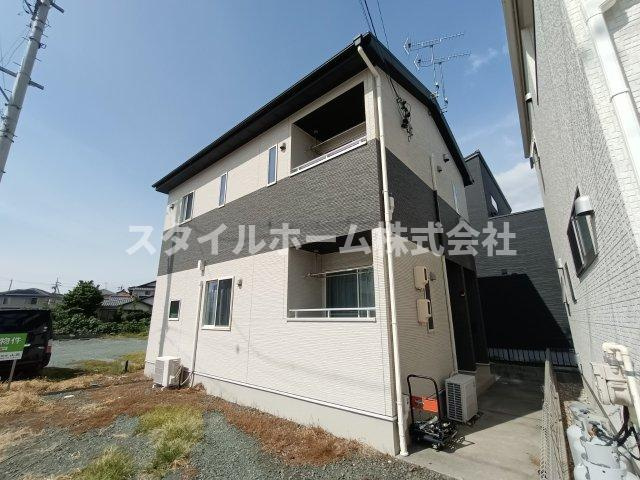 カーサ伊奈駅前