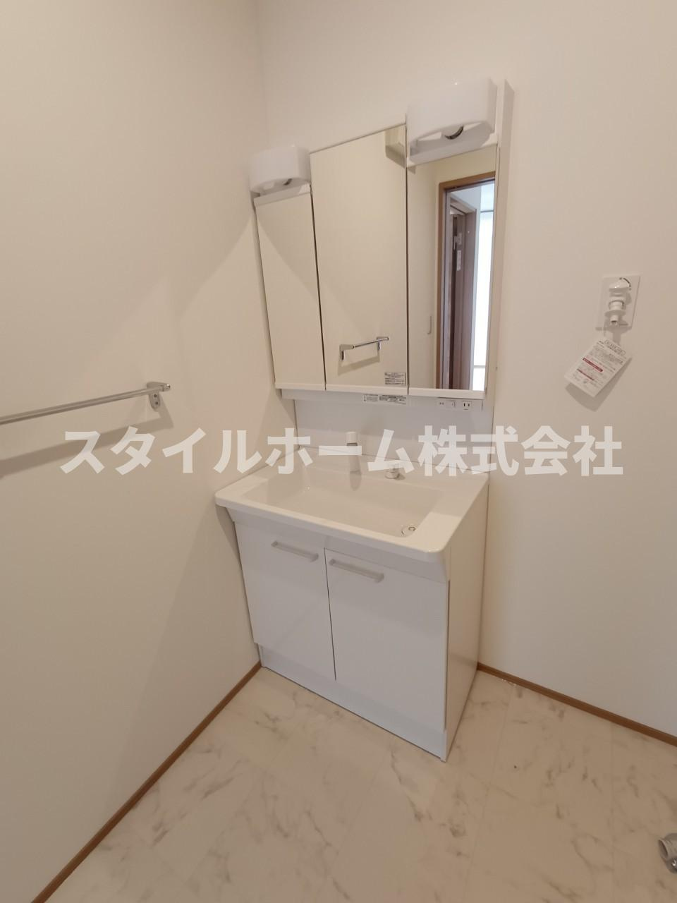 カーサ伊奈駅前の洗面所