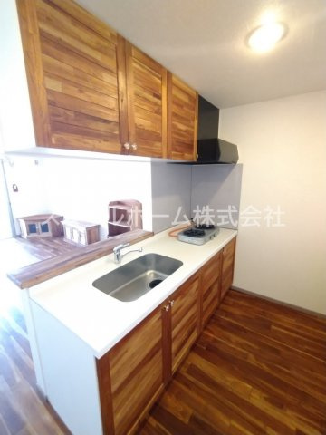 ユトリロ前田南のキッチン|別部屋写真です。