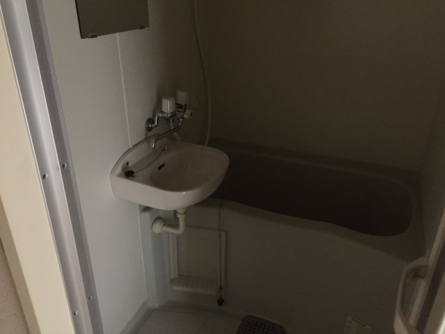 カーサスミレの浴室|日々の疲れを癒すお風呂付です