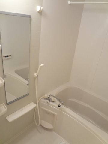 アイリスの浴室|お風呂で日々の疲れを落としましょう