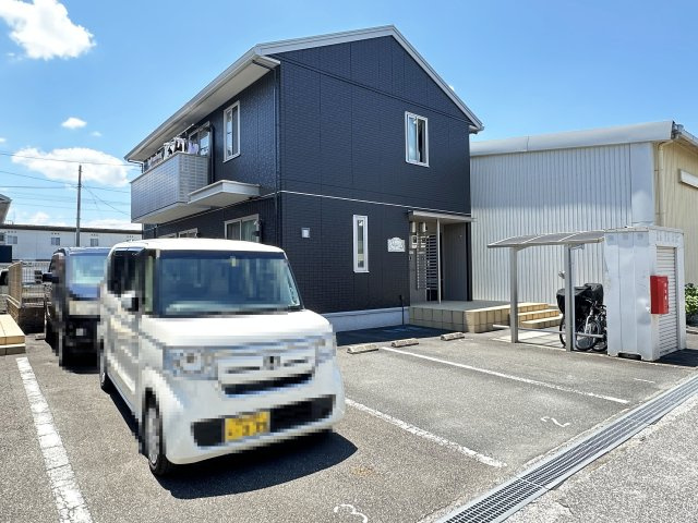 ホープCの駐車場