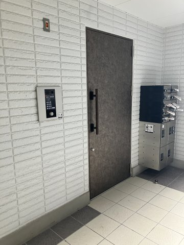 【エントランス】 | ウィンズ・パレHANEKO