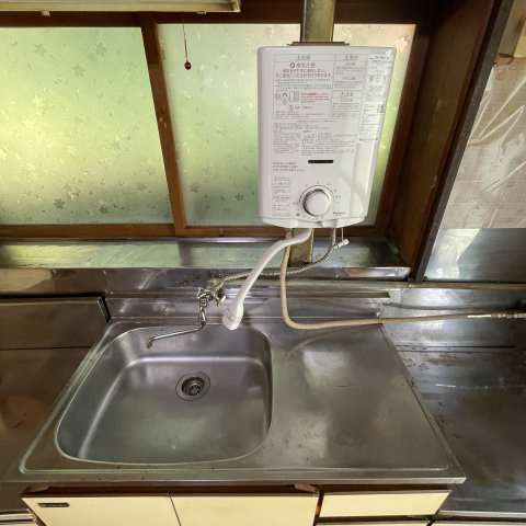 室蘭市本輪西町3丁目12-8アパートのキッチン