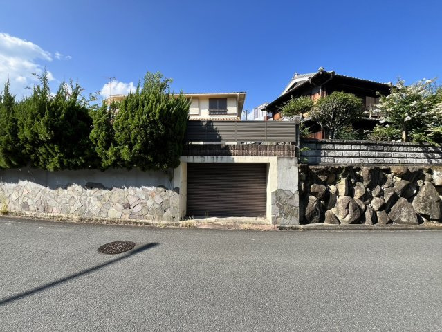 吹田市桃山台3丁目　邸宅用地の駐車場