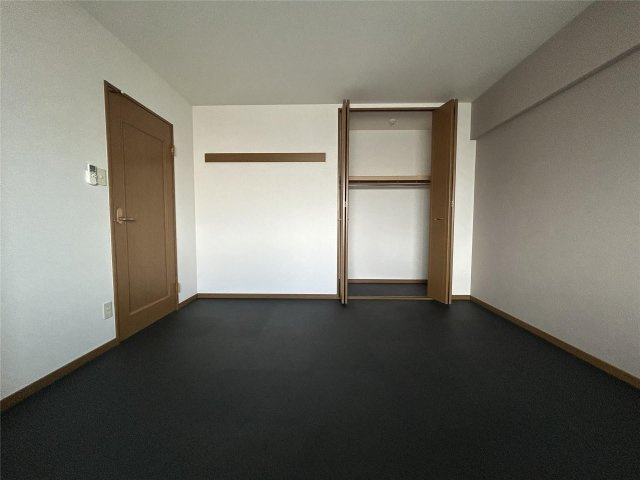 R-BLDG03の洋室