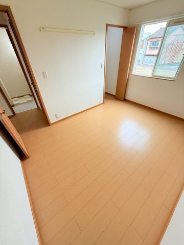 アイリスの洋室