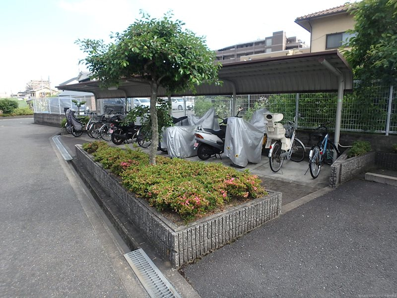 ロフティー王子のその他共用部分|駐輪場は敷地内に２箇所ございます