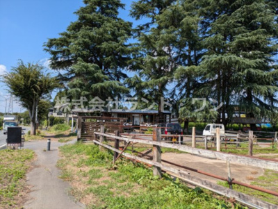 【前面道路含む現地写真】 | 入間市新光 | 住まい探しは、実績と信頼の当社にぜひお任せください。お客様の住まい探しを全力でお手伝いいたします。お問い合わせをぜひお待ちしております。