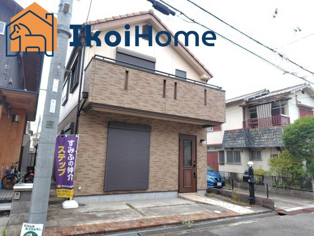 明石市大蔵谷奥　中古戸建の駐車場|物件・当店の最寄駅まで無料送迎！最短10分で指定場所へお迎えに向かいます！まずはお問い合わせください！