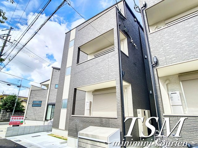 ジーメゾン寝屋川秦町ルシェールの外観