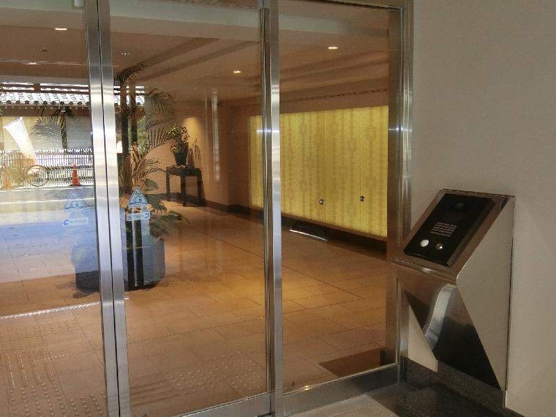 プレミスト京都六角通堂之前町のロビー