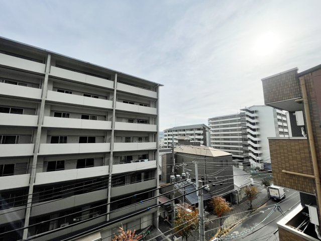 ザ・テラス京都グランターミナルの展望|東向きバルコニーからの眺望です