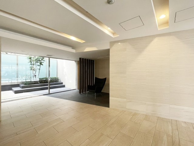 ザ・テラス京都グランターミナルのエントランス|清潔なエントランスです