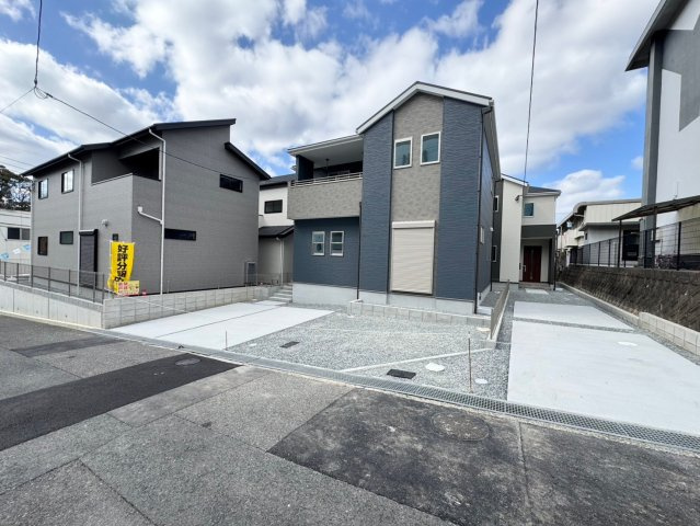 ーBloomーブルームー小倉北区井堀1丁目2期　【小倉北区　新築戸建て】の外観|落ち着いた色合いの外観です♪　【小倉北区　新築戸建て】