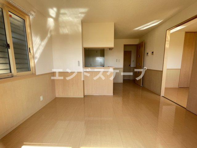 グリーンハウスBの居間・リビング|高崎、前橋エリアのお部屋探しはエンドスケープまで！お客様の理想お聞かせ下さい♪