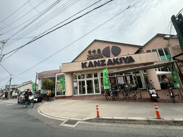 ヴィーヴル向日の周辺