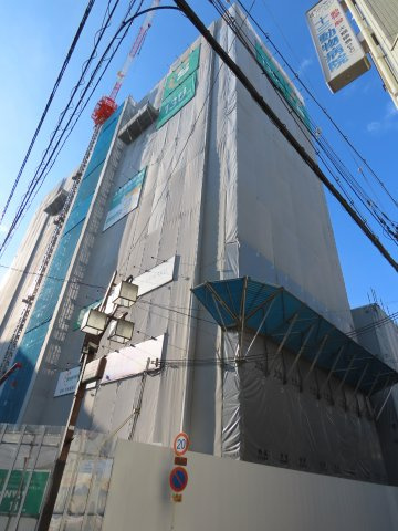 スプランディッド十三本町の外観