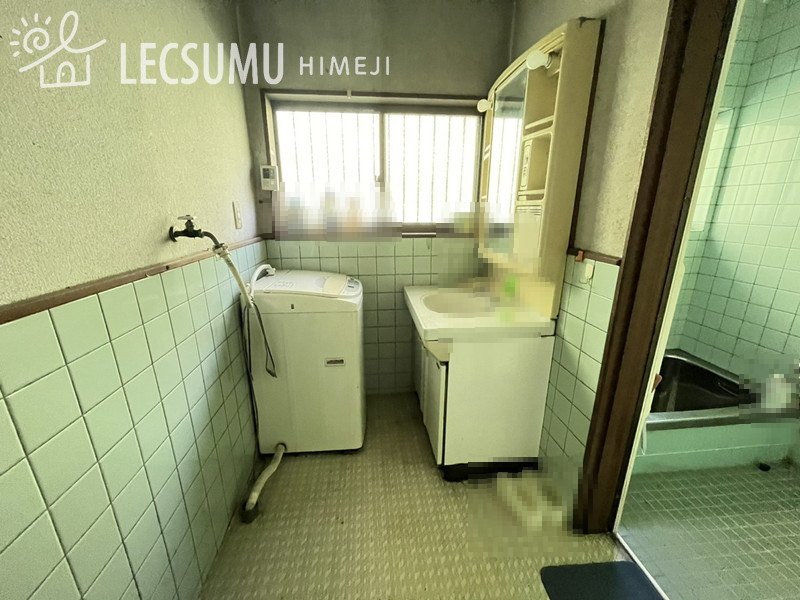 姫路市安富町三森/中古戸建の独立洗面台