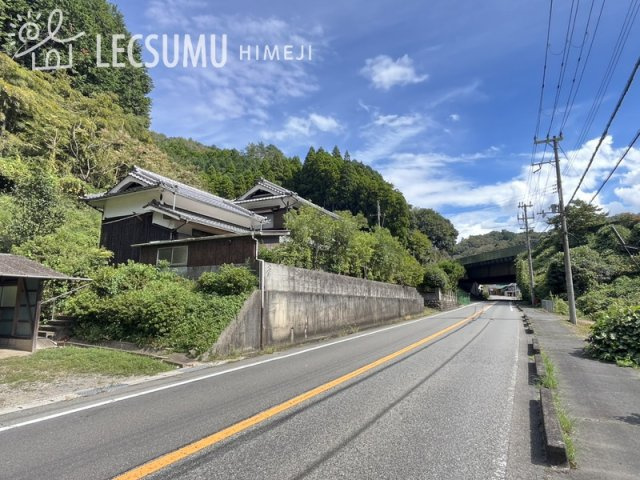 姫路市安富町三森/中古戸建の周辺