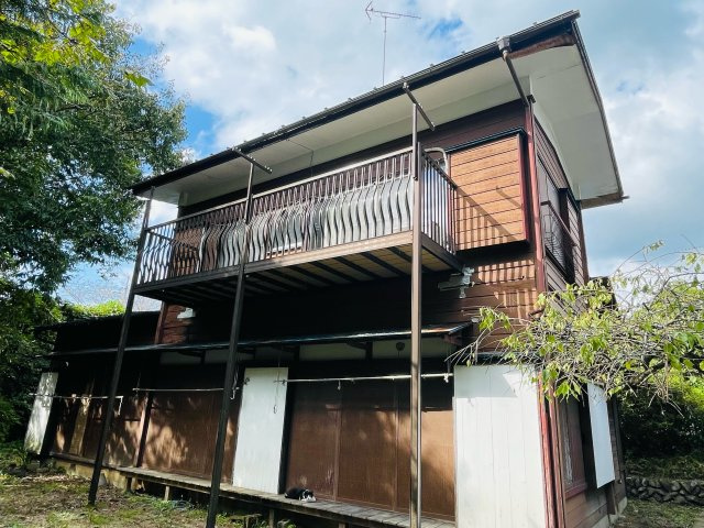 日の出町大久野　古家付売地の外観