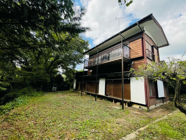 日の出町大久野　古家付売地の外観