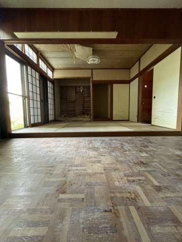 二丈武１丁目　戸建の洋室