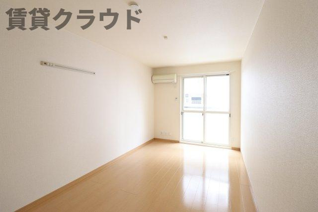 ルミエールAの洋室